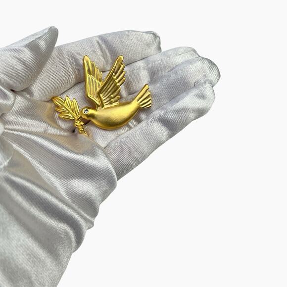 Brooch Peace Dove Carrying Olive Branch Matte Gold Tone Rhinestone 1.5 Inch Pin - Picture 4 of 7